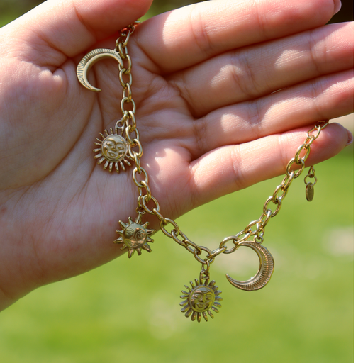 Bracelet breloque doré